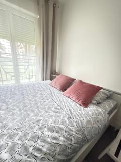 Appartement 60 m2 5 personnes à 10 min de Paris 2 chambres Proche toutes commodités - Rueil-Malmaison - 4