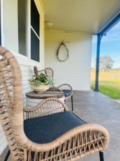 York Huon Farmhouse - - 9