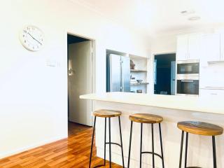 York Huon Farmhouse - - 4
