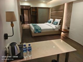 Hotel Dakshin Grandeur - Nova Bombaim - 2