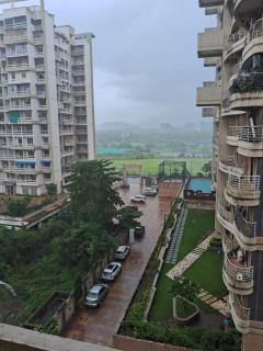 Decent furnished 1RK Navi Mumbai - 9