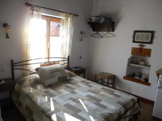Sarafis Guesthouse - 8