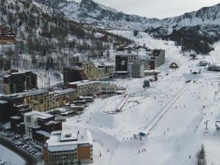 Studio chaleureux aux pieds des pistes avec terrasse - FR-1-292-225 - 1