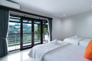 Family Only Private Pool Villa - De Reiz Aisyah Syariah 3BR - Bandung - 8