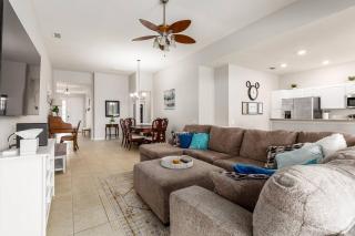 7782 BASNETT CIRCLE 4BED - Orlando - 3