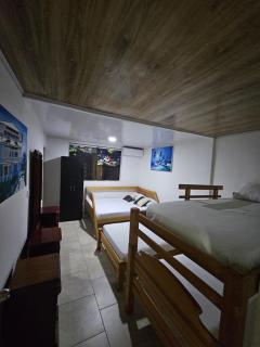 Hostal Shangiovys - 7