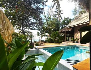 Secret Beach Bungalows - 4