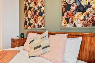 VibeStudio 401 - Central - AC - Licensed - Parking Nearby - 5