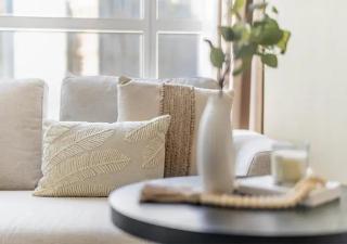 Studio Apt with canal and sea views close to metro - 2