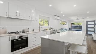 52a Chalmers Street Flynns Beach - Port Macquarie - 5