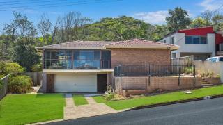 9 Matthew Flinders Drive - Port Macquarie - 8