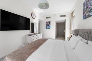 2BR Harbour Views T1, Creek View - 3