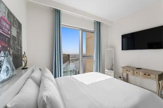 2BR Harbour Views T1, Creek View - 2