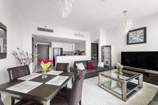 2BR Harbour Views T1, Creek View - 9