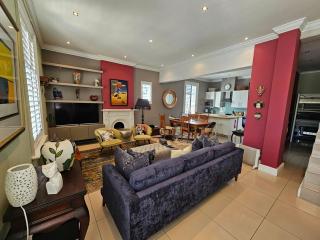 Fabulous three bed in the heart of Greenpoint - Cidade Do Cabo - 0