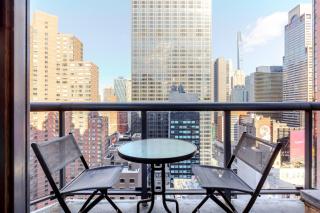 Blueground Midtown West gym AC nr Times Sq NYC-1741 - New York - 5