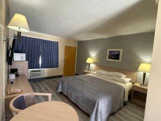 Pine Needles Inn - Mount Shasta - 8