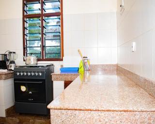 Swahili Villa COCO 2BR Apartment 700M to Beach - - 6