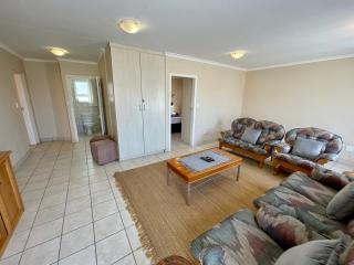 Central Family Holiday Cottage - Swakopmund - 3