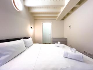 Bright apartment with terrace and pool - Milan - 7