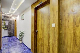 Hotel Bhavy - Ahmedabad - 7