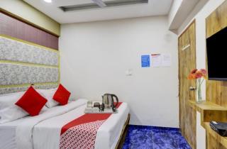 Hotel Bhavy - Ahmedabad - 6