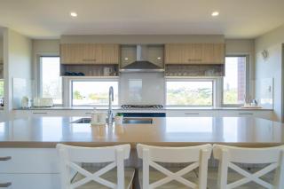 Chic Coastal Home on Orealla - 2