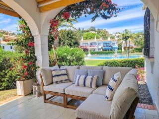 Modern Two bedroom apartment in Pueblo Cortes del Golf Benahavis - Estepona - 0