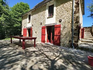 Au coeur de la Dordogne, maison pour 6, piscine - La Pinsonnie - 0