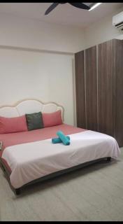 By The Sea Beach Front and Seaview Apartment - Ayer Itam - 9