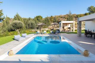 Aiora Luxury Villas - Afando - 6