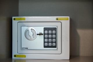 Full Burj Khalifa & Canal View I 7 Mins to Dubai Mall I Exclusive 2BHK For Up to 6 People - 1