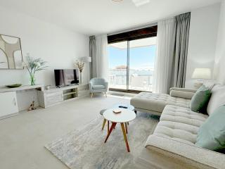 Estepona Town Luxury Apartment PLUTO - 8