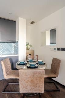 Luxury London Living - Perivale - 4
