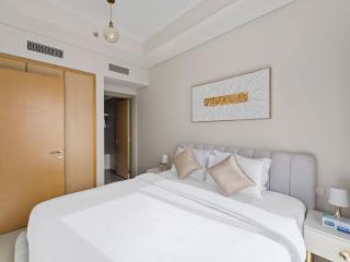 Bright & Modern 2BR Apartment with Balcony in Aykon City - 4