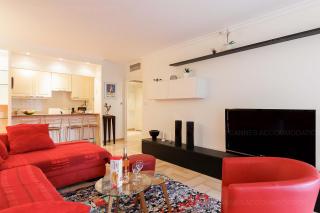 Gray 2A2 - Cannes - 3