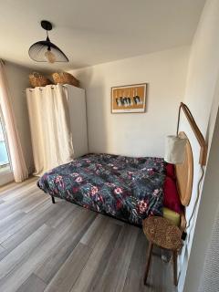 Chic & lumineux avec balcon - 8