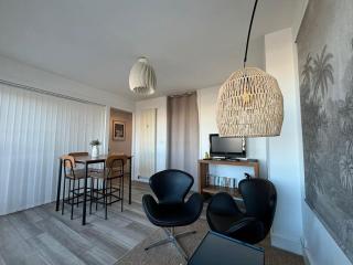 Chic & lumineux avec balcon - Calais - 4