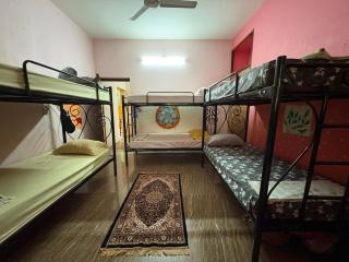 Aroni homestays - Auroville - 9