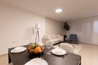 O&O Group- Huge & Lovely Unit 2BR 2BT By the beach - Rishon LeẔiyyon - 3