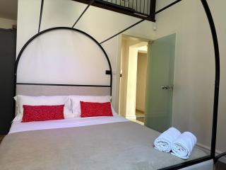 W Like Apartment on hert of city center - Catania - 6