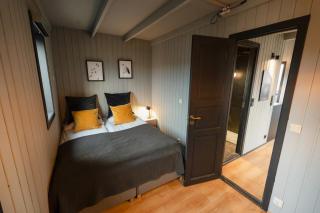 Cozy cabin near golden circle with panoramic views - Mosfellsbær - 9