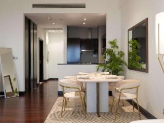 Elegant 1BR Full Palm View Apartment at 5 Star Resort - 8