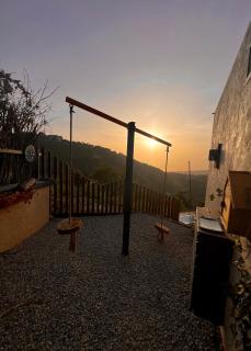 KOALA HUT - SevenOaks Treehouses - Luxurious Treehouse with outdoor hot tub - Abū Mīzān - 6