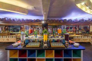 Bliss Surfer Hotel by Tritama Hospitality - Legian - 2