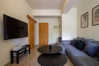 Central & Peaceful Nicosia 2BR - 4