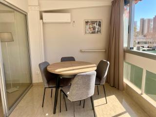 Relax y Confort, Apartamento Reformado con Piscina - Benidorm - 1
