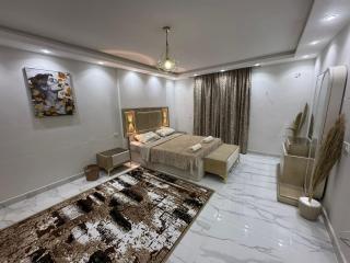 3BR Modern Convenience Luxury serviced Apt Dokki - Kairo - 6