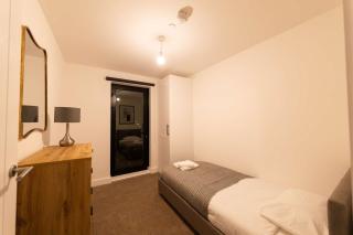 Fantastic 2 Bedroom Apartment in Liverpool - Liverpool - 7