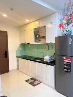 F22 1BR Sunrise Cityview tầng caoPOOL GYM - Ho Chi Minh - 1